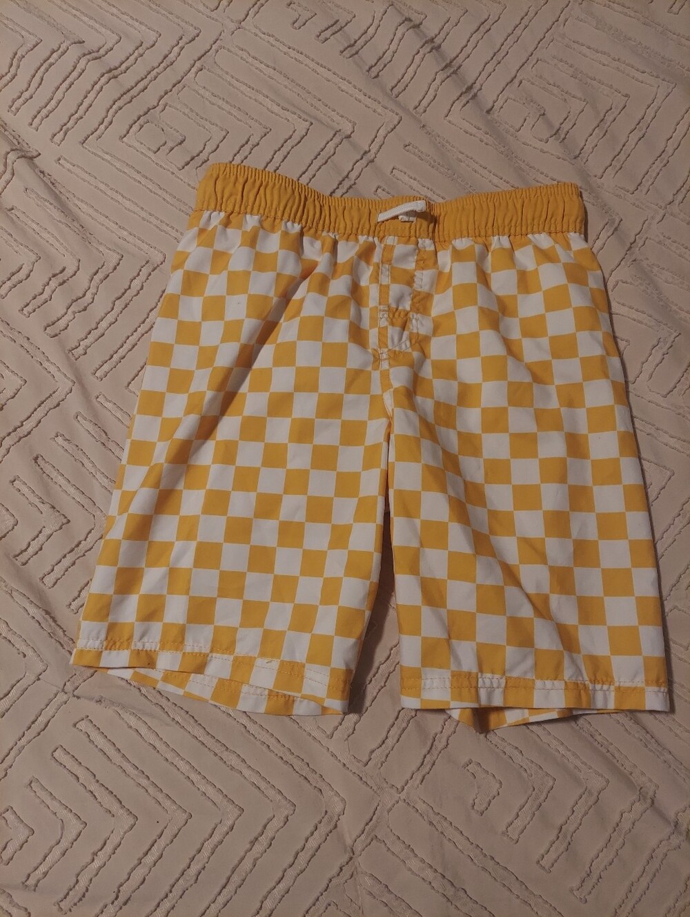 Cat & Jack Boys Yellow & White Checkerboard Swim Trunks - Medium (8/10) Husky